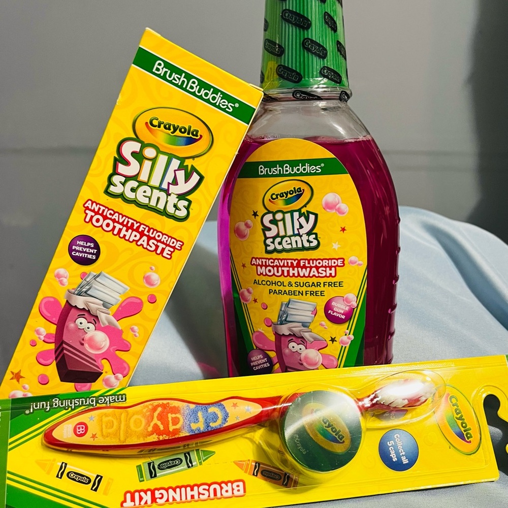 Crayola Silly Scents Kids Toothpaste and Mouthwash Set - Pink